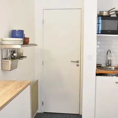 Functional In Apartment Paris