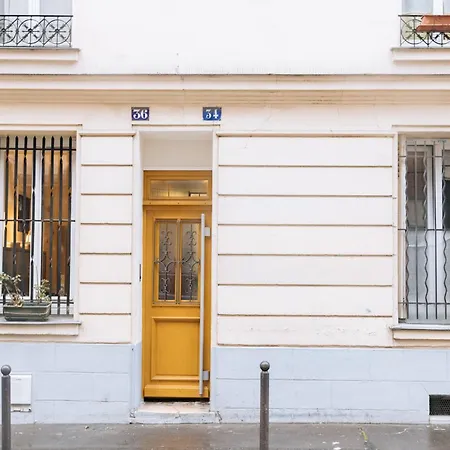 Apartment Functional In Paris